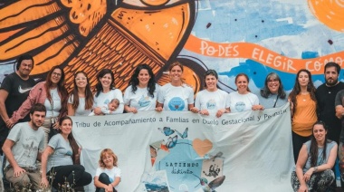 Visibilizan el duelo perinatal en La Plata con un mural y una radio abierta