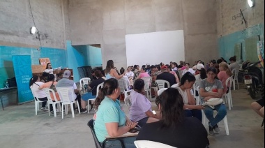 Trabajadores de comedores y pequeñas unidades alimenticias de La Plata se capacitaron en "Manipulación de Alimentos"