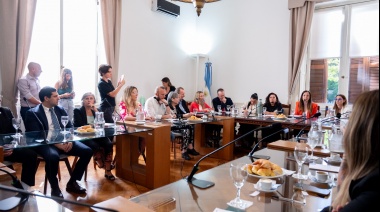 Crearon una Mesa Intersectorial para elaborar una normativa integral de abuso sexual infantil en la provincia de Buenos Aires