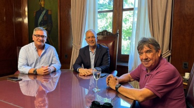 Alak se reunió con dirigentes gremiales municipales de La Plata, con quienes coincidió en implementar "mejoras laborales"