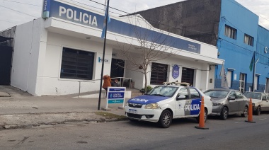 Un vecino de La Plata encontró un bebé abandonado en la calle