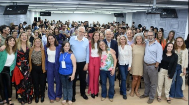 Alak encabezó  un encuentro en La Plata "para poner en común experiencias de trabajo en los barrios"