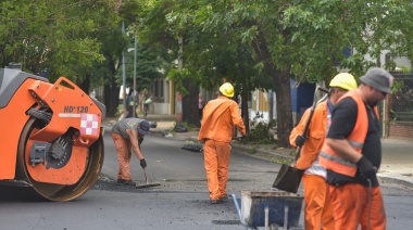Avanza el plan de bacheo en La Plata