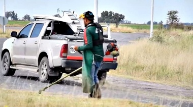 Ante la inacción del gobierno nacional, la municipalidad de Pehuajó hace el mantenimiento de un tramo de la Ruta N°5
