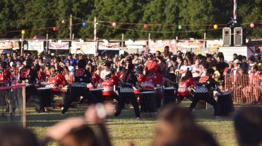 La fiesta de Bon Odori reunió en La Plata a miles de personas: la cultura japonesa llena de color, sabor y tradición