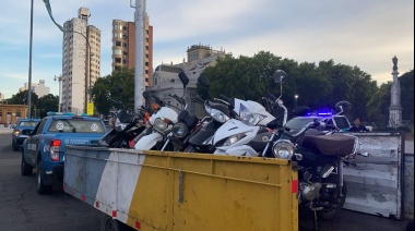 En La Plata secuestraron motos e inspeccionaron vehículos de transporte de cargas