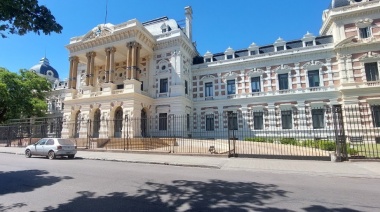 El gobierno bonaerense dará a conocer la semana que viene el aumento a estatales y docentes