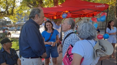 Ricardo Alfonsín recorrió "Puntos de Encuentro" convocados por el Frente Amplio por la Democracia (FAD)
