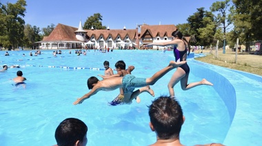 Con mil nuevos asistentes, sigue la colonia municipal de verano en La Plata
