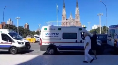 Familiares y amigos del enfermero asesinado en La Plata durante un robo pidieron justicia frente al Palacio Municipal