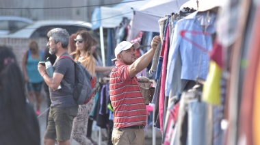 El Paseo de Compras de Meridiano V de La Plata sigue con más moda circular, folclore y música en vivo