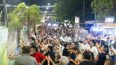 Ensenada vivió este sábado su primera noche de carnaval