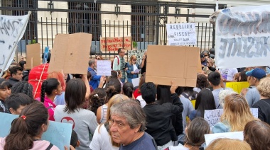 Vecinos de La Plata marcharon a la Casa de Gobierno bonaerense para reclamar por seguridad