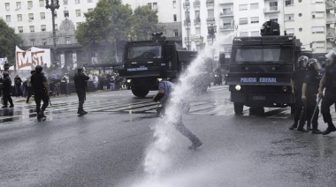 Municipales de Berazategui repudiaron la represión policial frente al Congreso de la Nación