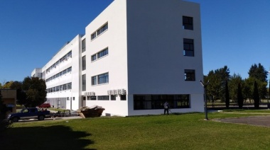 "Contundente paro" de docentes y no docentes universitarios en casi toda la UNLP