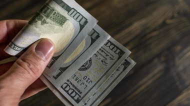 Subió el dólar blue y se acerca a los 1300 pesos