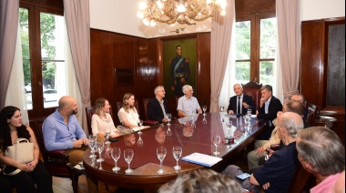 Comienza el Plan de Obras y Mantenimiento Urbano de La Plata tras la firma de Alak con las empresas