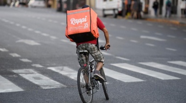 Repartidores de Rappi en La Plata reclamaron mejoras salariales