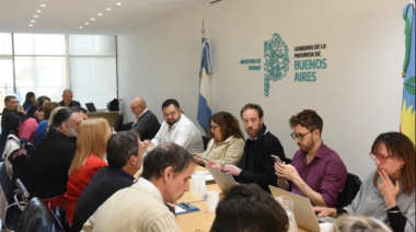 Durante la paritaria, el gobierno y los estatales bonaerenses coincidieron en activar una "cláusula de monitoreo permanente"