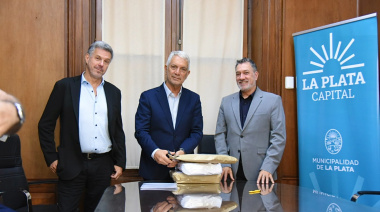 Alak participó de la apertura de sobres de licitación para la obra de puesta en valor del Coliseo Podestá