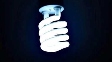 Las distribuidoras eléctricas presionan a Kicillof para ajustar tarifas