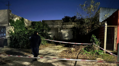 En La Plata un hombre fue a visitar a su hermana pero halló su cadáver, que habría estado tirado en el piso durante 4 años