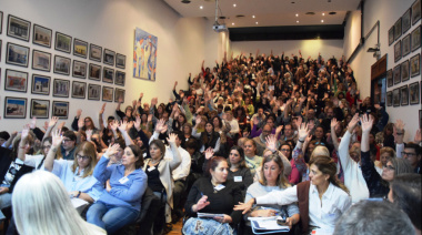 Docentes de la provincia de Buenos Aires paran este martes en rechazo a la oferta de aumento del 10 %