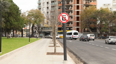 La Comuna prohibió estacionar en el perímetro de Plaza Rocha