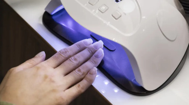 Investigadores de La Plata estudian los daños producidos por los secadores de esmalte