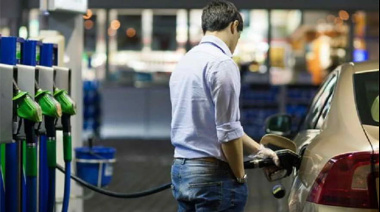 YPF informó que pondrá en marcha un nuevo diagrama de precios y será más barato cargar combustible a la madrugada