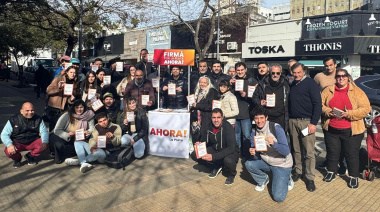 El espacio político Ahora La Plata salió a juntar firmas por la autonomía municipal de la ciudad