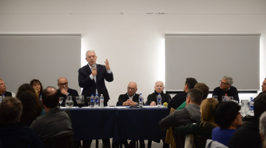 Alak: “El diálogo y el trabajo conjunto son fundamentales para que podamos dar un empuje real a los distintos sectores"