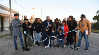 Alak inauguró la obra vial de la calle 30 entre 699 y 708 de La Plata