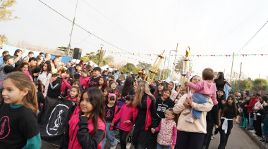 Vecinos de Melchor Romero celebraron el 141° aniversario de la localidad
