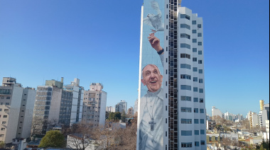 La Plata: inauguran el mural del Papa Francisco más grande del mundo