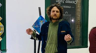 Un artista de Tandil donó una obra compuesta por 42 cuadros al Hospital Ricardo Gutiérrez de La Plata