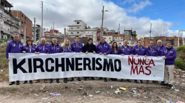 Milei encabeza un acto en el Club Atenas de La Plata