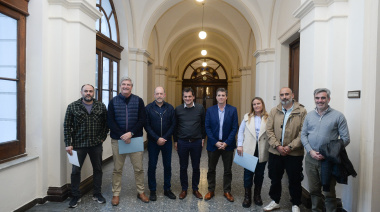 En La Plata las fuerzas políticas acordaron realizar "una campaña limpia y respetuosa del espacio público"