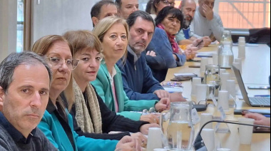 El SUTEBA aprobó la oferta del 5 % de aumento salarial a los docentes que hizo el gobierno bonaerense