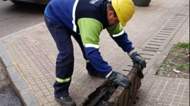 Intensifican la limpieza de sumideros en La Plata