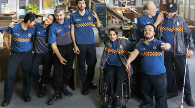 Leandro Gil, actor de División Palermo, contó que la serie sirvió para "burlarse de la falsa inclusión" de los discapacitados