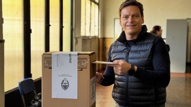 Pablo Nicoletti votó en La Plata y llamó "a vivir la jornada electoral con esperanza"
