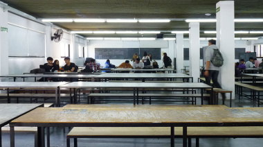 Mientras se prepara la 3° Marcha Federal Universitaria, docentes y no docentes universitarios de La Plata paran este viernes