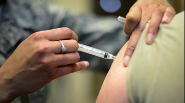 Convocan a los vecinos de La Plata a inscribirse para recibir la vacuna contra el dengue