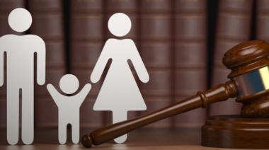 Detuvieron a un periodista de La Plata por violencia de género