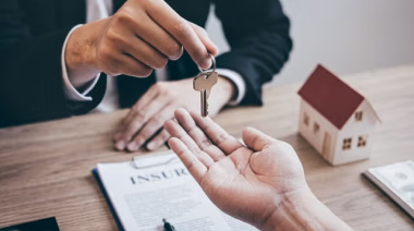 En la Provincia de Buenos Aires se necesitan 65 salarios formales para adquirir una vivienda
