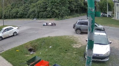 El "Volador" chocó con su moto en La Plata y debió ser asistido por personal del SAME