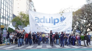 Los docentes universitarios de La Plata convocaron a un paro de 72 horas