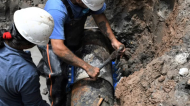 City Bell: realizan trabajos sobre la red de agua