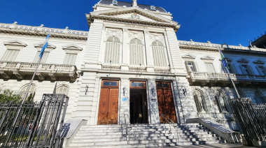 Judiciales de distintas localidades bonaerenses se manifiestan en La Plata